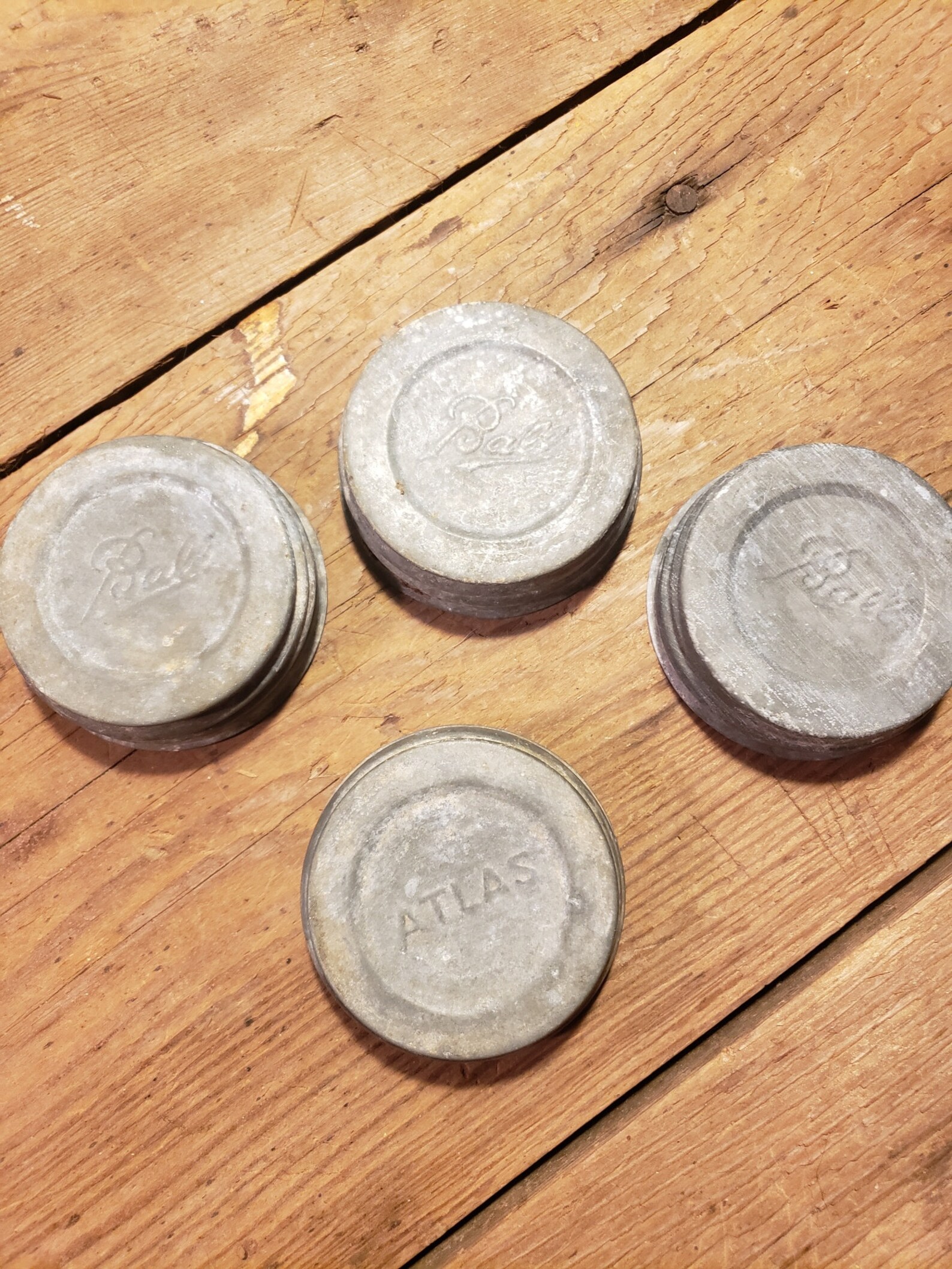 Vintage Zinc/Aluminium Canning Lids w/Milk Glass Inserts Etsy France