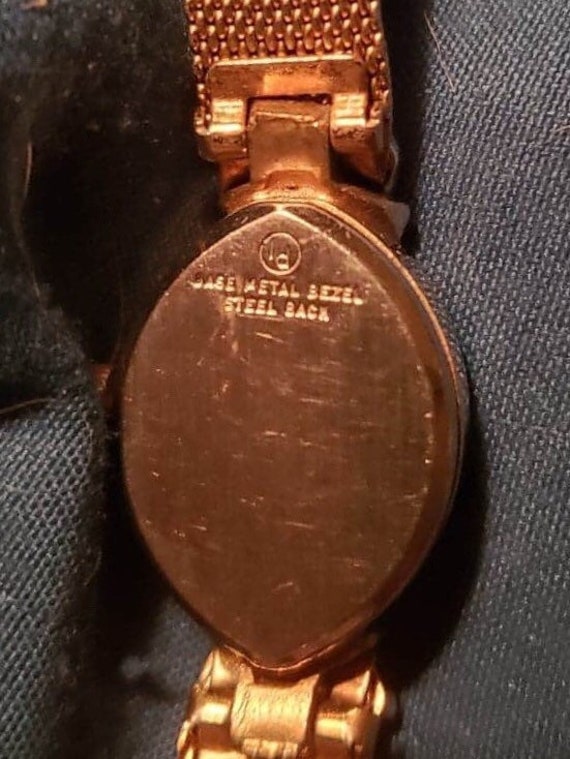 1940’s Benrus Women’s Wrist Watch (Gold Band) - image 7