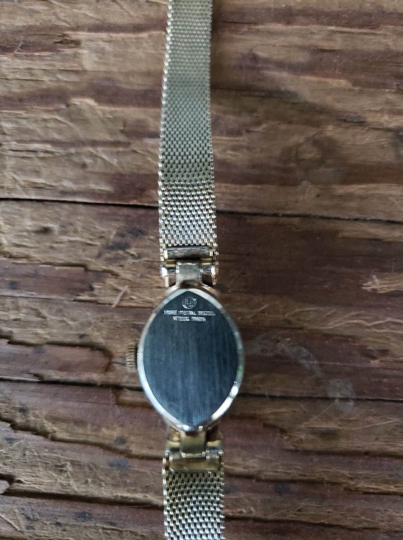 1940’s Benrus Women’s Wrist Watch (Gold Band) - image 5