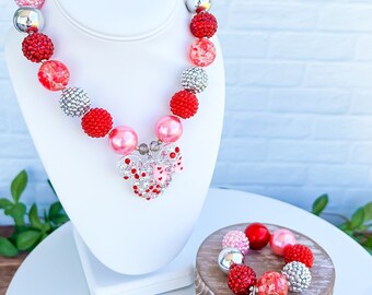 IN LOVE, MINNIE Mouse Valentine Necklace, Chunky Necklace, Pink, Red & Silver Beads, Child to Adult Size Statement Necklace, Bracelet