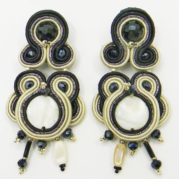 Soutache earrings. Dangle earrings. Mother of perl earrings. Lighe earrings. Couture jewelry . Soutache bijoux. Made in Tuscany. Gift Idea