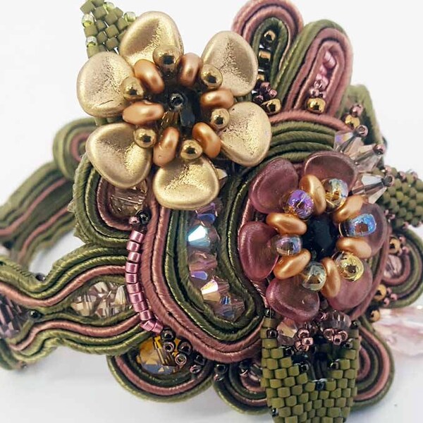 Pulsera Soutache El juego de flores del jardín de hilos de soutache bordados con perlas y flores