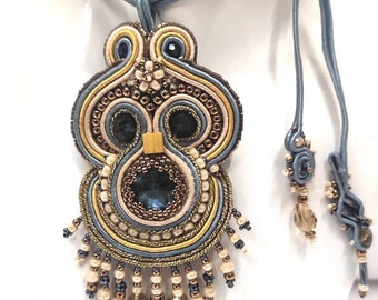 Pendente in soutache