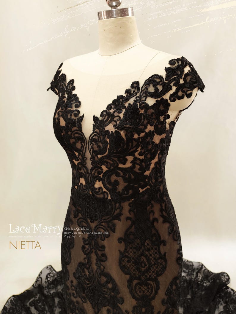 NIETTA / Mermaid Black Lace Wedding Dress, Gothic Gown With Train - Etsy