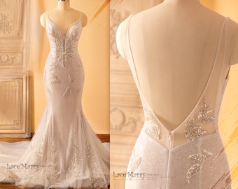 RAYLA / Vestido de noiva sereia: tule brilhante, decote profundo com contas