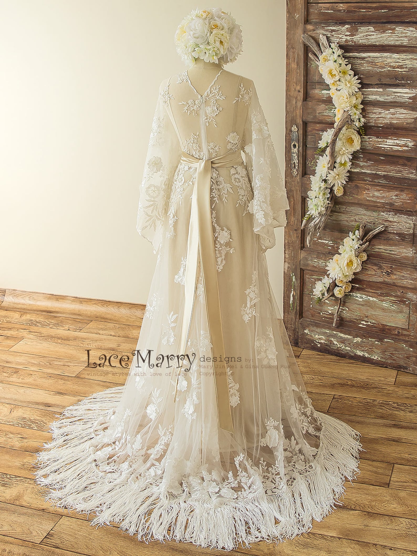 SANTINA / 2 Piece Boho Lace Wedding Dress With Bell Sleeves - Etsy