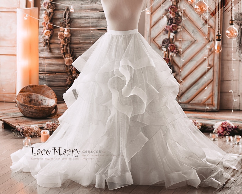 High Collar Bridal Lace Top with Horsehair A Line Glitter Skirt, Boho Wedding Dress, Bridal Skirt, Glitter Bridal Skirt, Cap Sleeves Top afbeelding 6