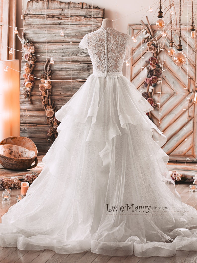 High Collar Bridal Lace Top with Horsehair A Line Glitter Skirt, Boho Wedding Dress, Bridal Skirt, Glitter Bridal Skirt, Cap Sleeves Top afbeelding 3
