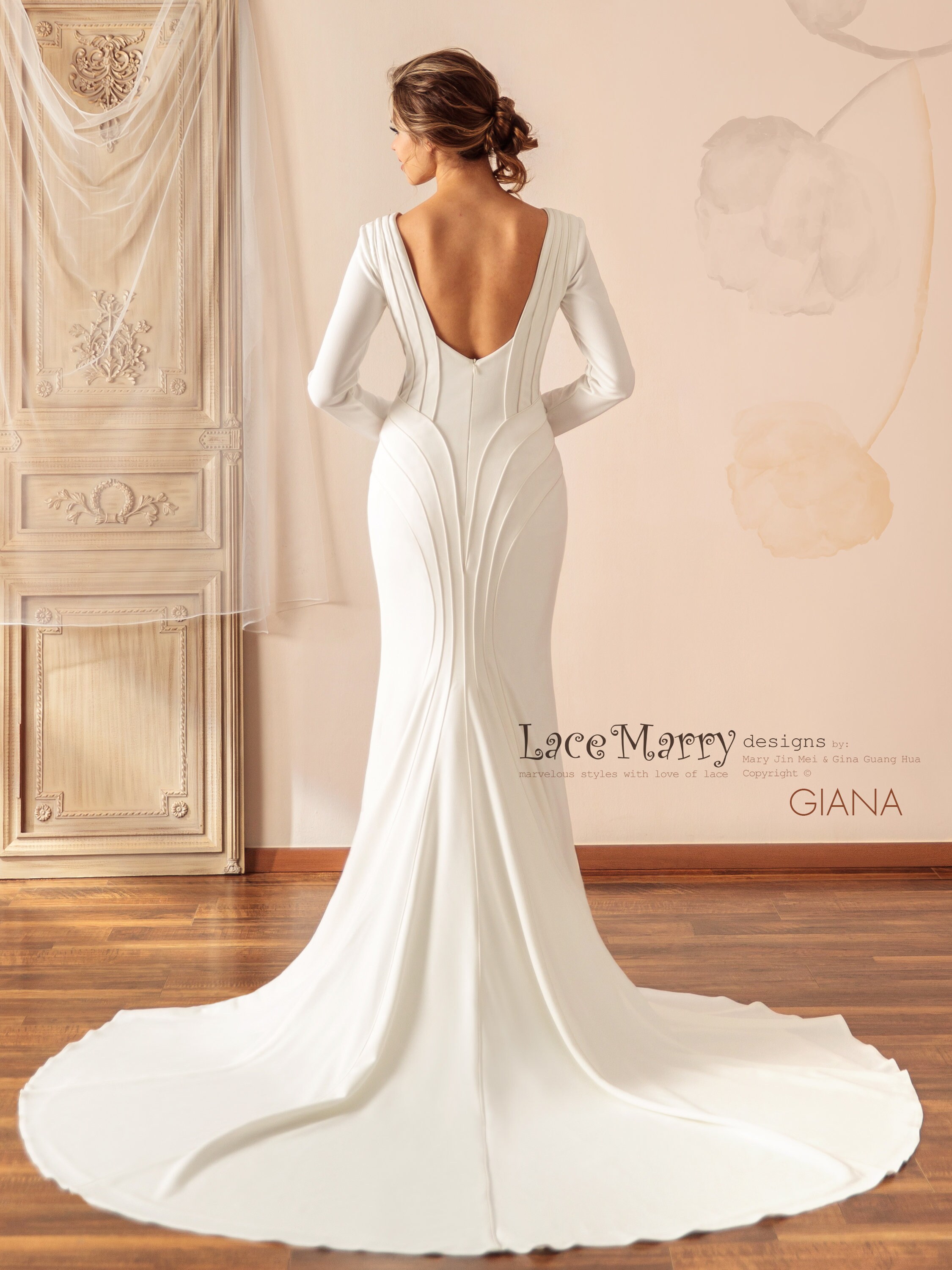 GIANA / Ivory Minimalist Wedding Dress: Long Sleeves, V Neck, Open