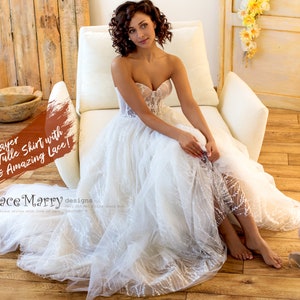 Sexy Strapless Wedding Dress With Amazing Lace Pattern A Line Skirt