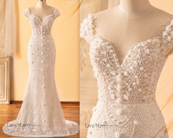 CAMILLA / Charming Lace Wedding Dress With Cap Sleeves and Illusion Neckline,  Slim Wedding Dress, Light Wedding Dress, Custom Wedding Gown -  Canada