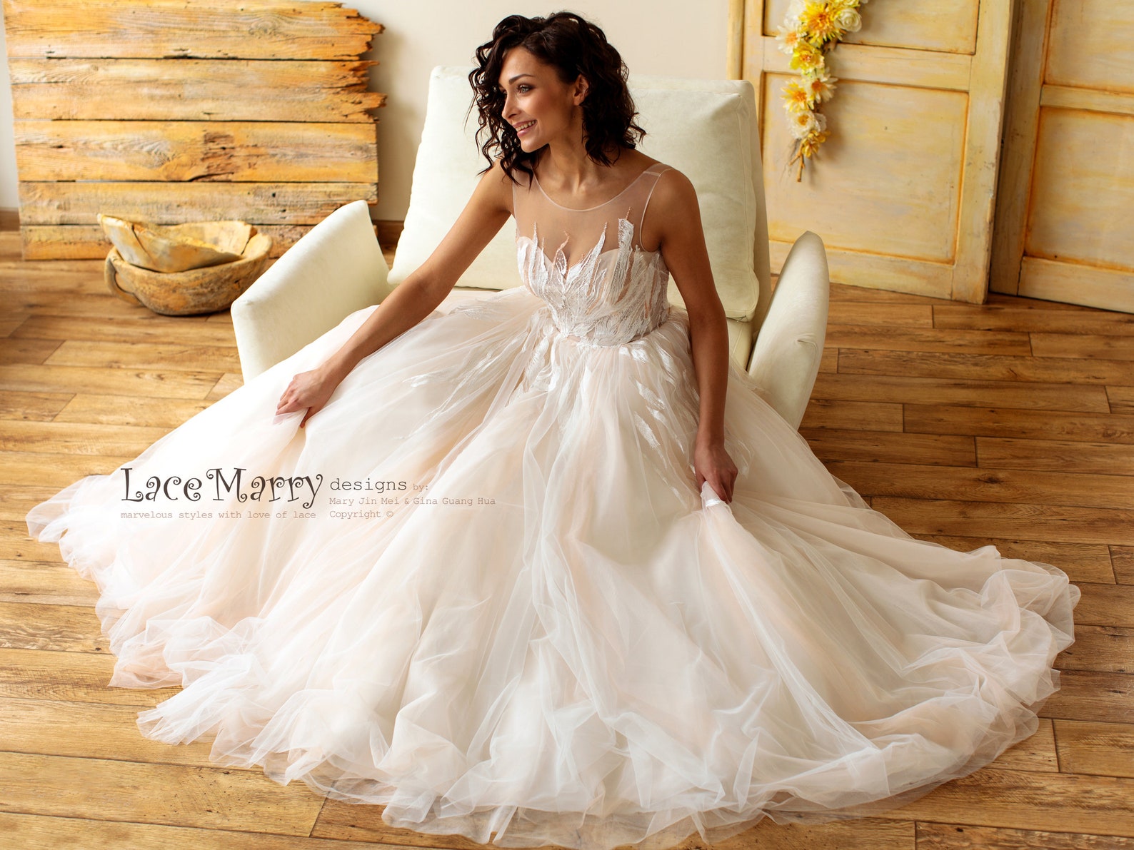 Unique Summer Wedding Dress With Feather Abstract Appliques in | Etsy