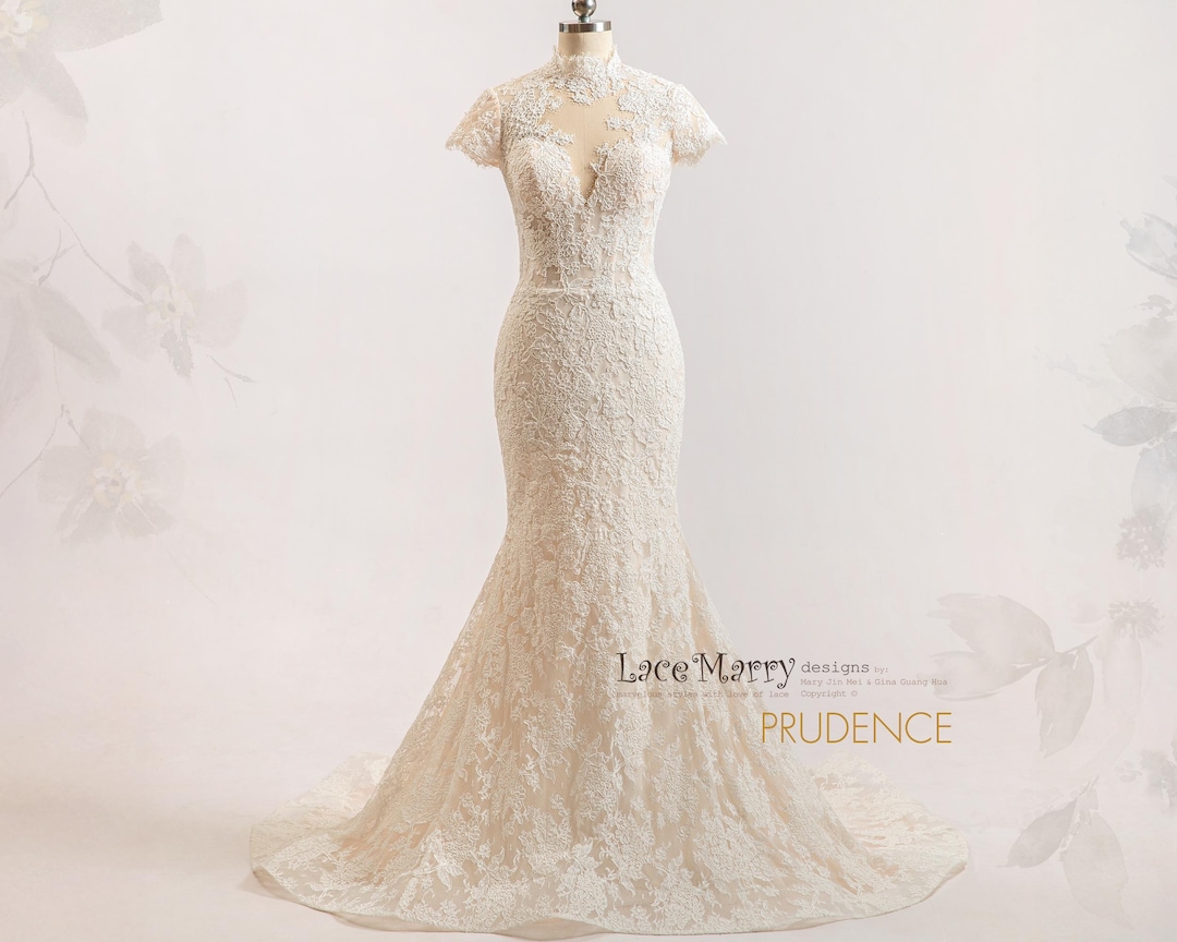 PRUDENCE / ロマンティックなレースのウェディングドレス：フィット 