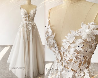 AXELLE / Boho A-Line Wedding Dress: Floral Appliques, Plunge Neck