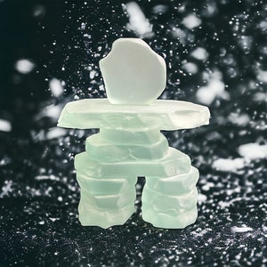 4.5" Frosted Glass Inukshuk