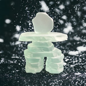 4.5&quot; Frosted Glass Inukshuk