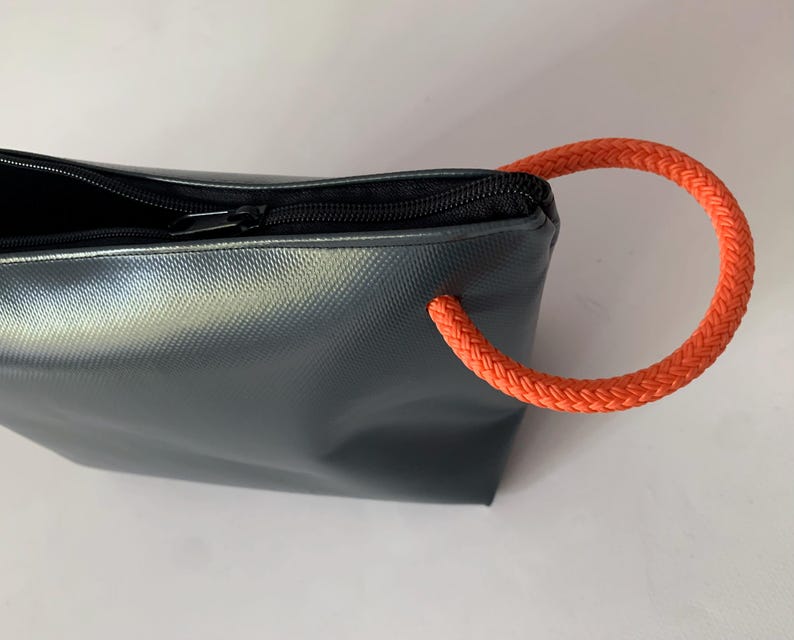 Hanging Toiletry Bag, Lunch Bag Made of Truck Tarpaulin, Maritime, Wet