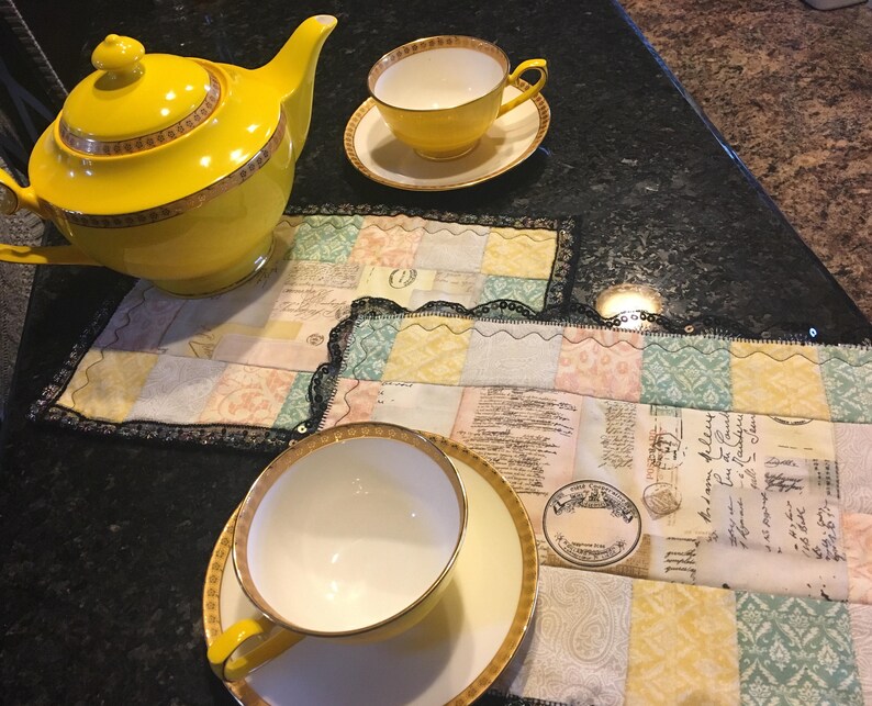 Tea time placemats