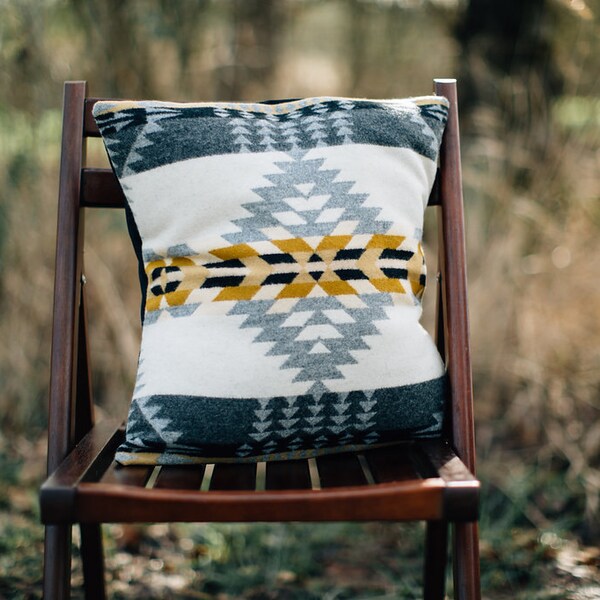 Geometric Pillow Cover, Pillow Cover in Pendleton Wool, native Pillow, bohemian pillow cover, gray pillow, cream pillow Southwestern pillow