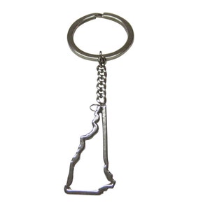 Silver Toned New Hampshire Map Outline Pendant Key Chain