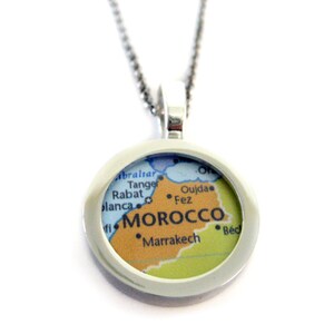 Collier à pendentif carte Maroc