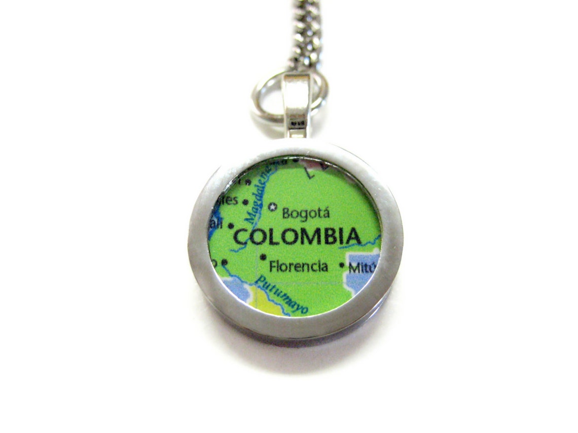Colombia Map Keychain - Etsy