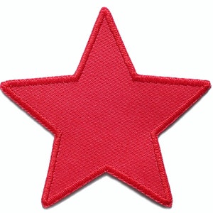 Peut inclure: Une étoile rouge en feutre avec un contour cousu.