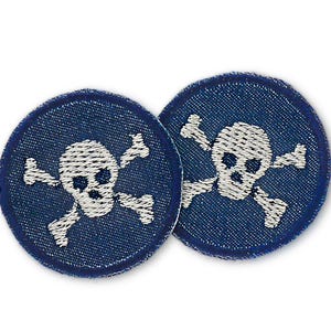 2 mini skull patches, 4 cm, small pirate iron-on patches