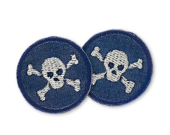 2 mini skull patches, 4 cm, small pirate iron-on patches