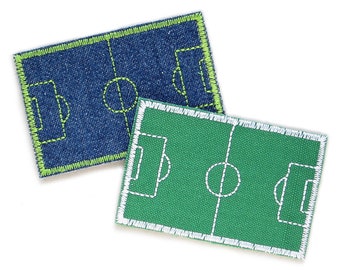 Fußballfeld Aufnäher zum aufbügeln, 7 cm, Bügelbild Fußballplatz, Bügelflicken Flicken für Fußballfans