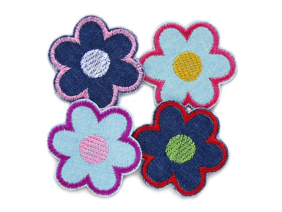 Set of 4 Flower Patches to Iron On, 5 Cm, Flowers Embroidered Jeans  Patches, Accessory for Denim Jackets/jeans Trousers 