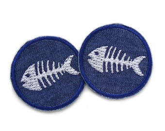 2 Fischskelett Aufnäher Set dunkelblau, 5 cm, Mini Fischgräten Jeansflicken zum aufbügeln, Bügelbild Fisch, Flicken für Jeanshosen