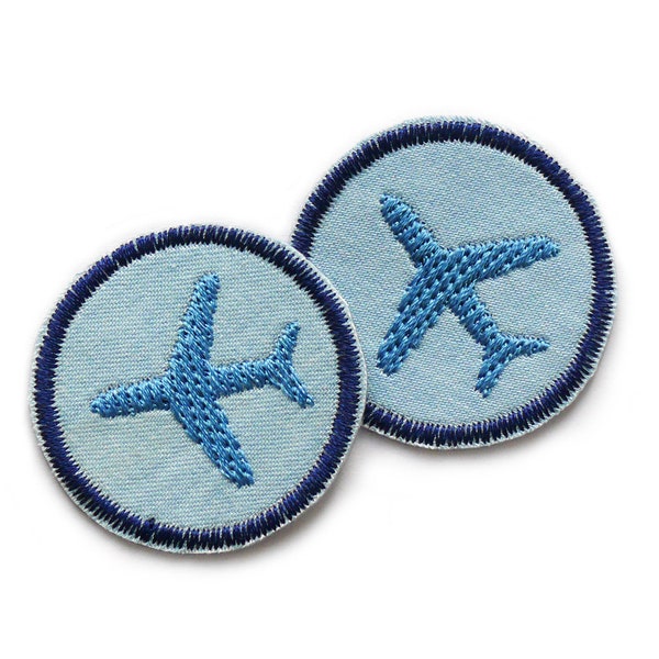 2 Mini Jeansflicken Flugzeug, 4 cm, Bügelflicken gestickt, Flicken zum aufbügeln für Kinder, DIY Kinderhosen reparieren