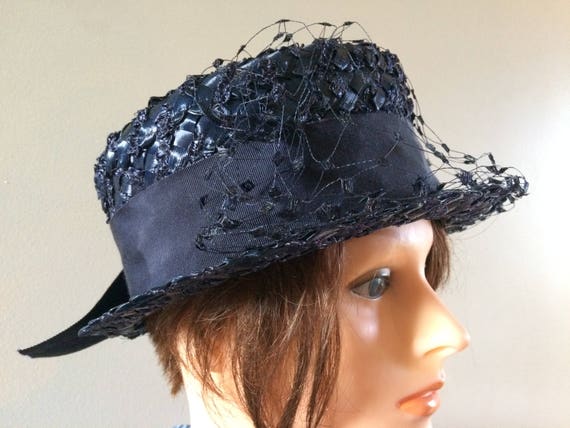 New True Vintage Women's Hat, Straw Sailor Hat, N… - image 5