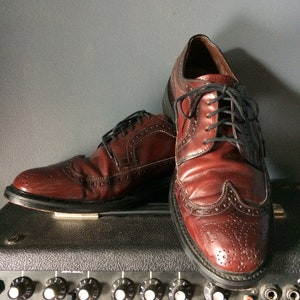 Vintage Full Brogue Wingtip Cordovan Oxfords, Lace Up Oxford, Vintage Wingtip Oxford Dress Shoes