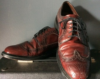 Sz 8 Vintage Johnston and Murphy Leather Oxford Wingtip  display picture 2