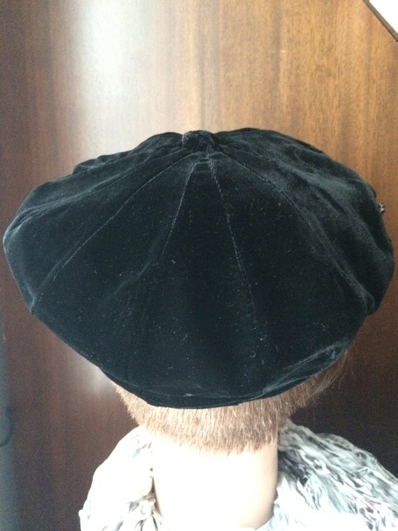 Edwardian True Vintage Black Velvet Beret, Women display picture 3