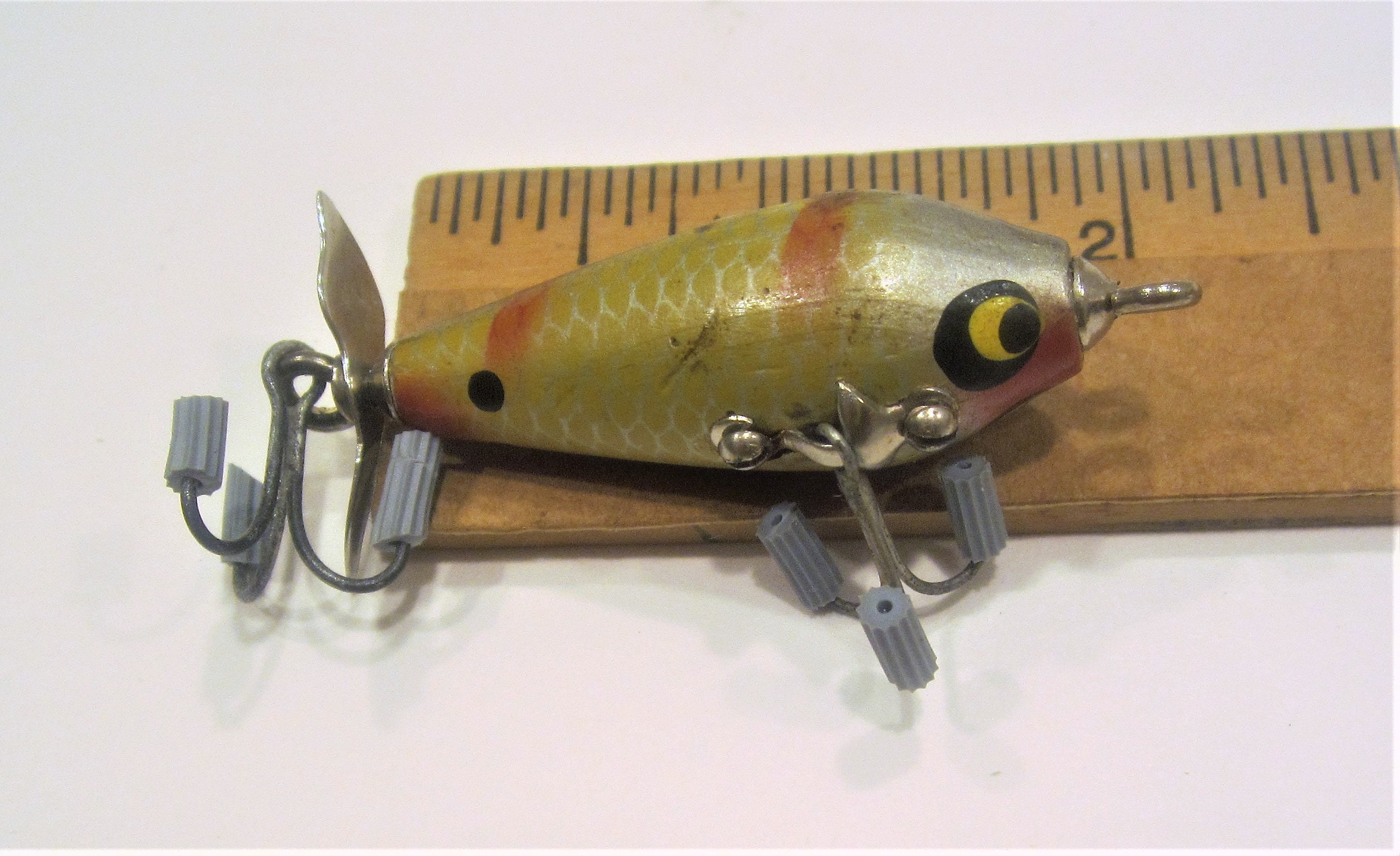 Heddon Basser Lure With Flap Rig Hook Attachment -  Canada
