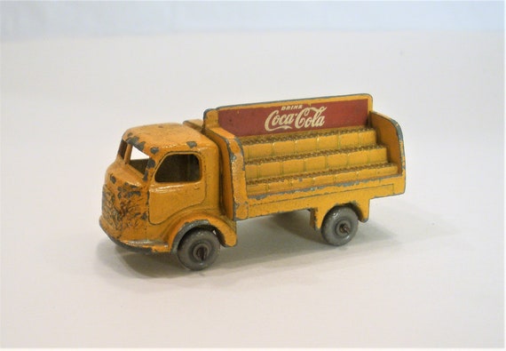 Vintage Matchbox Karrier Bantam 2 Ton / Coca Cola Lorry / Series 