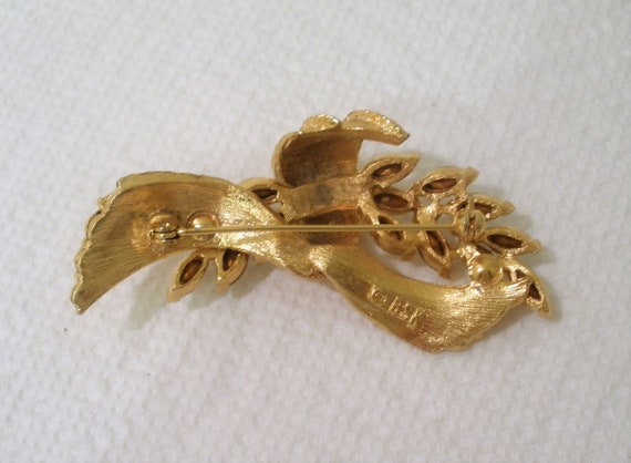 Vintage Signed "B.S.K." Brooch / Bright Gold Plat… - image 5