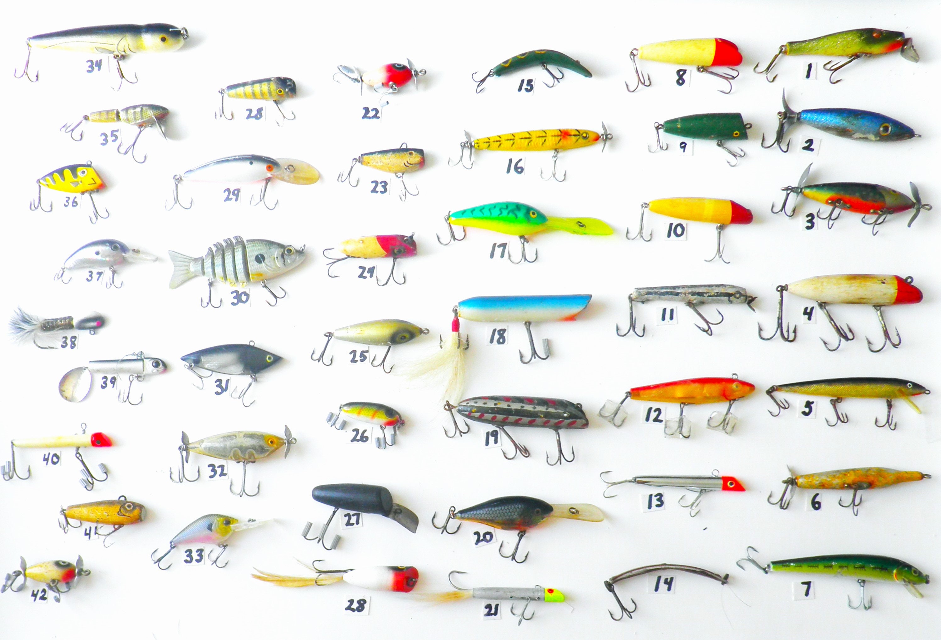 Vintage Fishing Lures / Sold by Numbers / Large Lot of 42 / Most