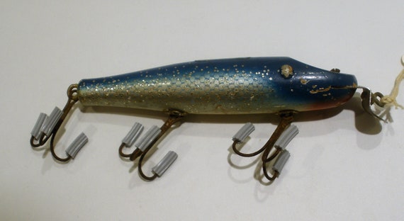 Vintage Pikie Lure / by Creek Chub Bait Co / 700 Series Wood / Freshwater  Lure / Rare Blue Flash Color / All Original / Very Collectible 