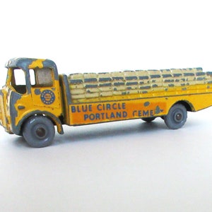 MATCHBOX No.51 Albion Chieftain。 Matchbox Lesney No. 51 Restoration Albion Chieftain - Blue