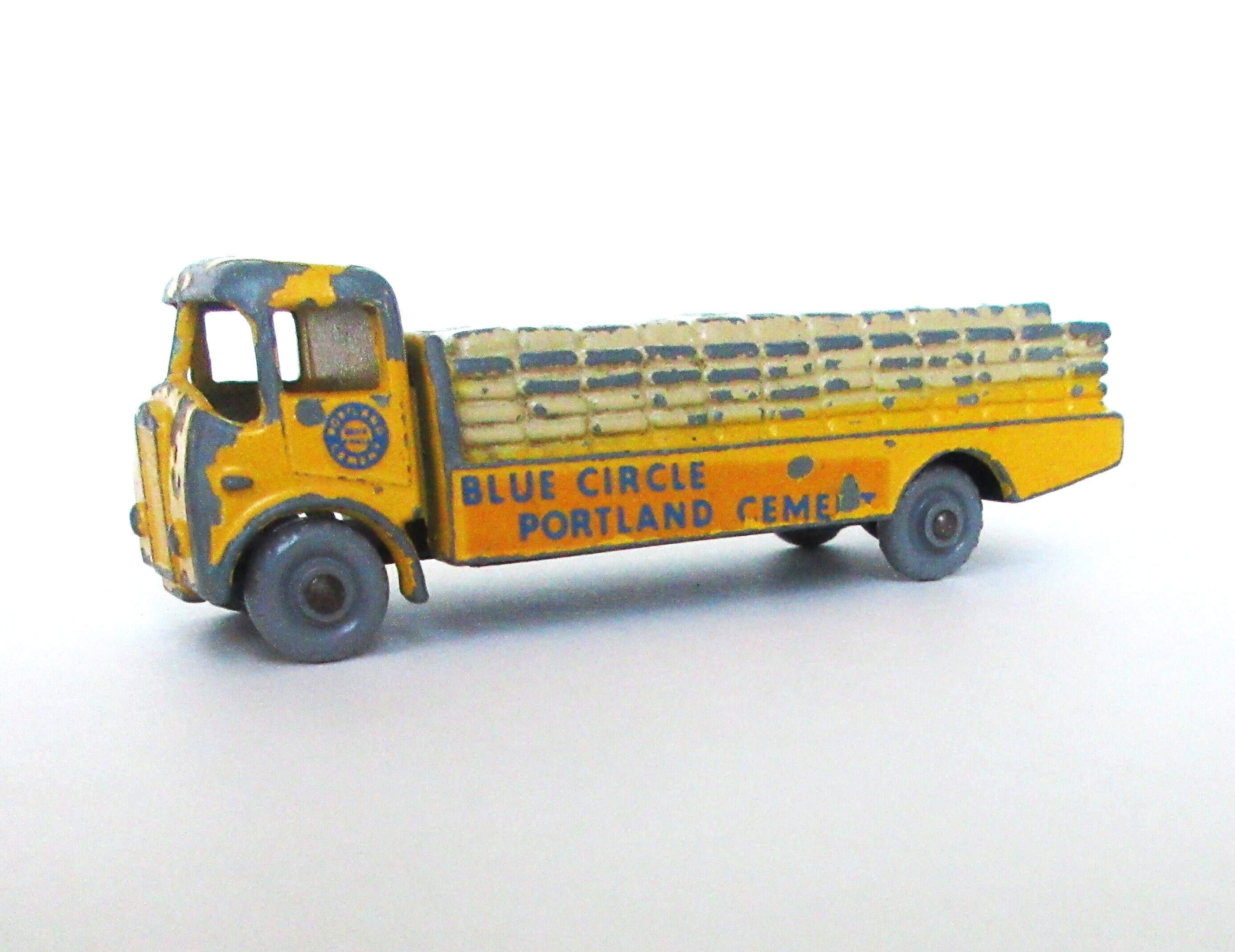 Vintage Matchbox Blue Circle Truck / Albion Chieftain / Series