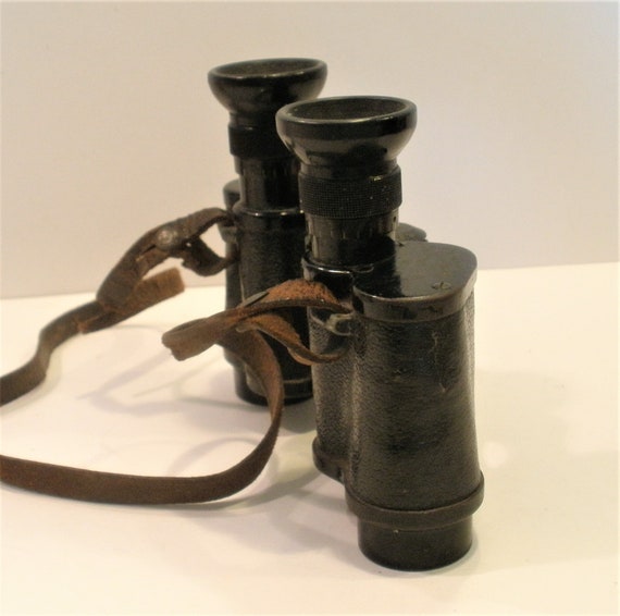 VINTAGE PAIR OF TRIEDER BINOCLE X6 BINOCULARS GOERZ , 50 OFF