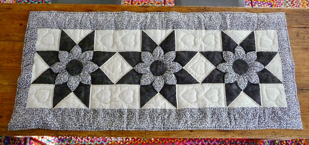 Table Runner Amish Table Runner for Sale Star Dahlia Ring Pattern Etsy