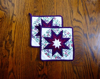 Pair of Amish Folded Star Potholders