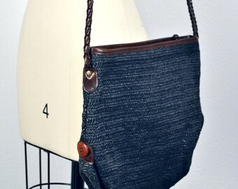 Vintage 80s Liz Claiborne Black Woven Straw Jute and Brown Faux Vegan Leather Trimmed Braided Strap & Wooden Buttons Slouchy Shoulder Bag