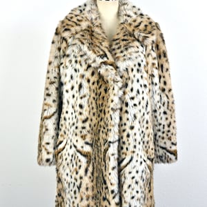 Women's Vintage 60s 70s Sears Tissavel France Pile 100% Acrylic Leopard Fuzzy Faux Fur Dress Swing Coat w/ Peach Satin Lining // Size S M image 2