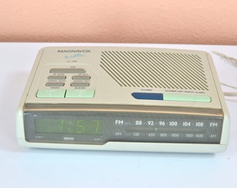 Vintage 1980s Magnavox Nightline AM/FM Dual Alarm Clock Radio AJ 3280/37 Retro Color Block Gray Teal Blue Vaporwave Aesthetic